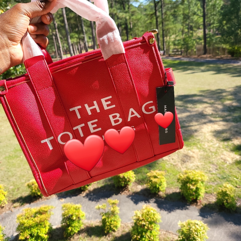 Tote bag